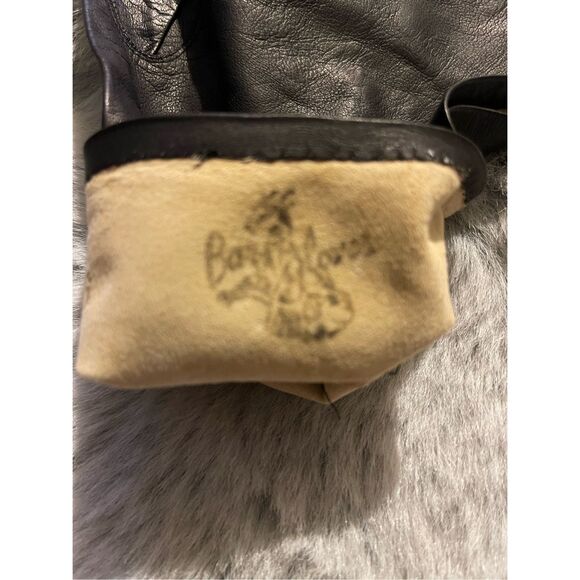 1940’s Vintage Black Long Leather Gloves with Embroidered Flowers - Picture 12 of 12